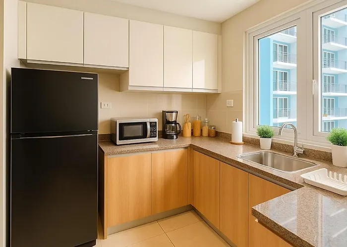 Spacious 3br Near Solaire, Okada, Airport I 8pax * Manila