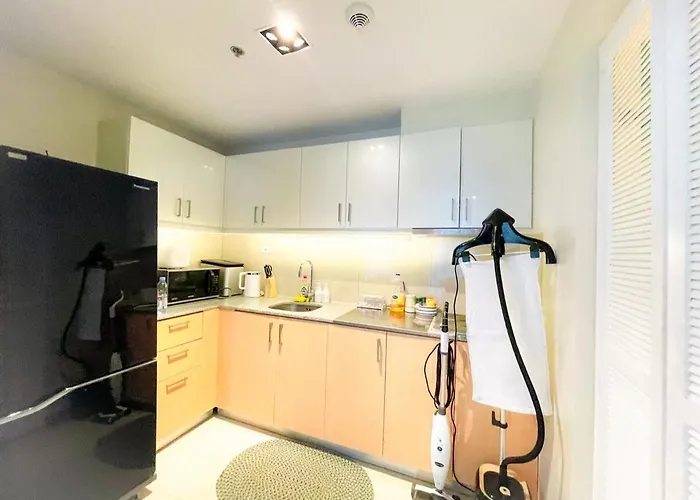 Spacious 3br Near Solaire, Okada, Airport I 8pax * Manila