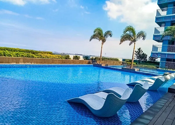 Spacious 3br Near Solaire, Okada, Airport I 8pax * Manila