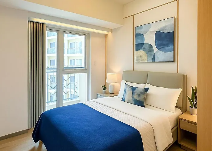 Spacious 3br Near Solaire, Okada, Airport I 8pax Apartamento *